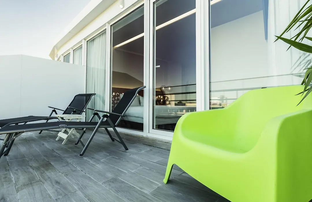 Ibis Styles Lisboa Centro Marquês de Pombal-1