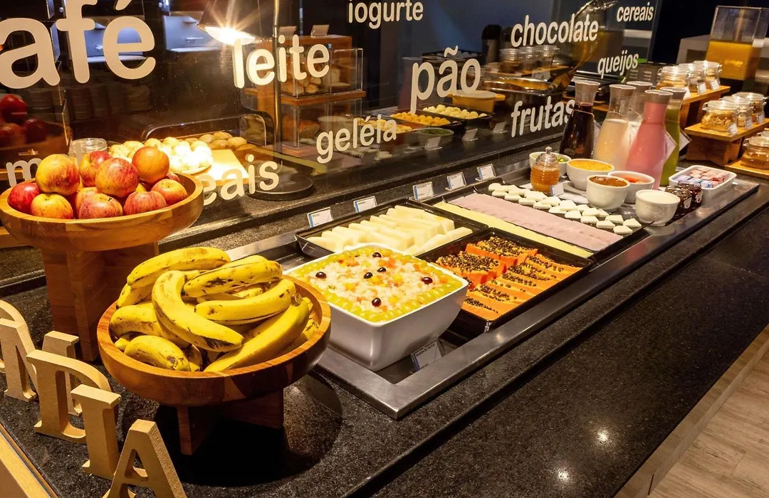 ibis budget Curitiba Centro-1