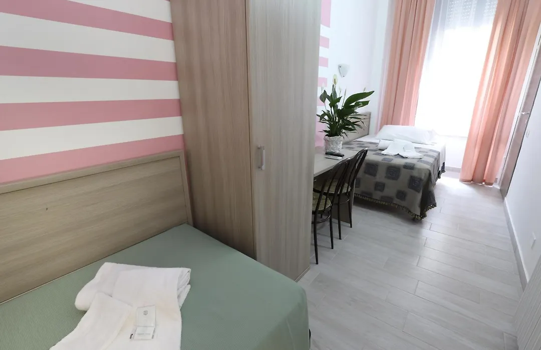 Albergo Leonardo Da Vinci-1