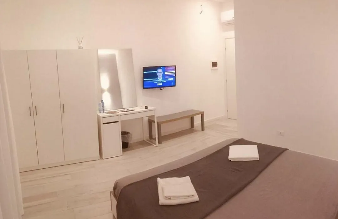 Le dimore Luxury Rooms-1