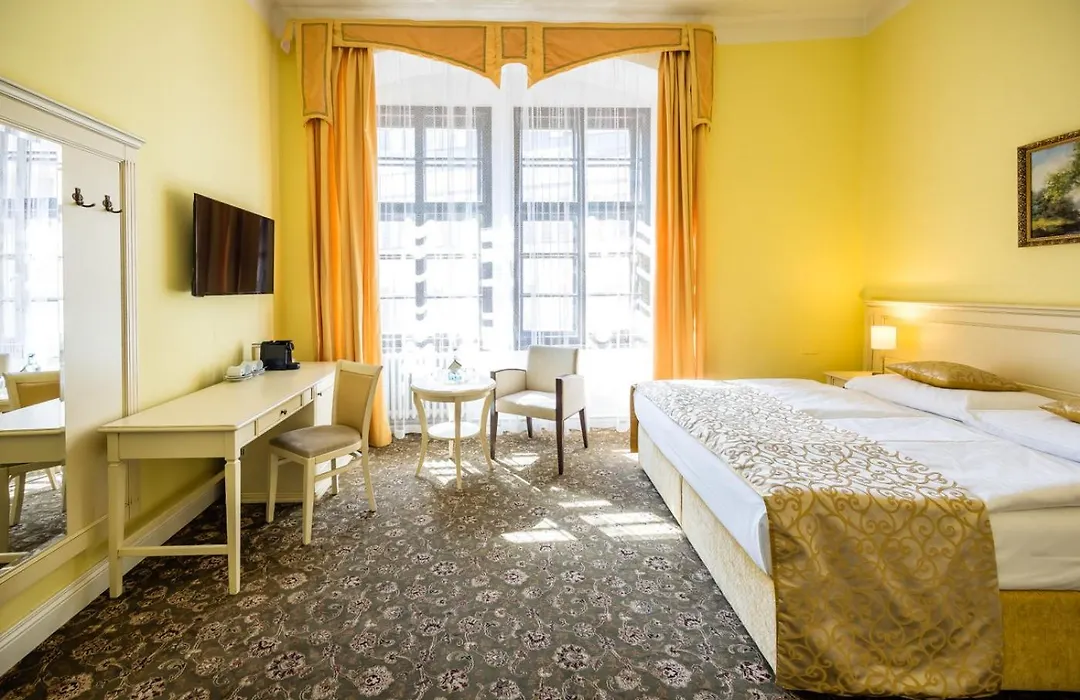 Hotel Metamorphis-1