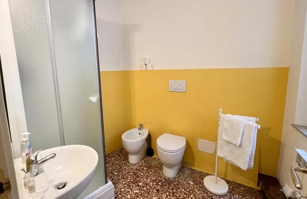 Vicolo Dell'Oro-1