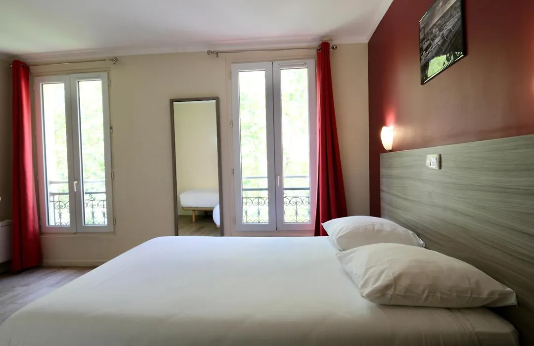 Hipotel Paris Gambetta République-1