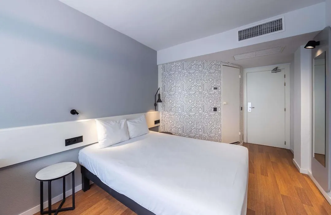 Ibis Murcia-1