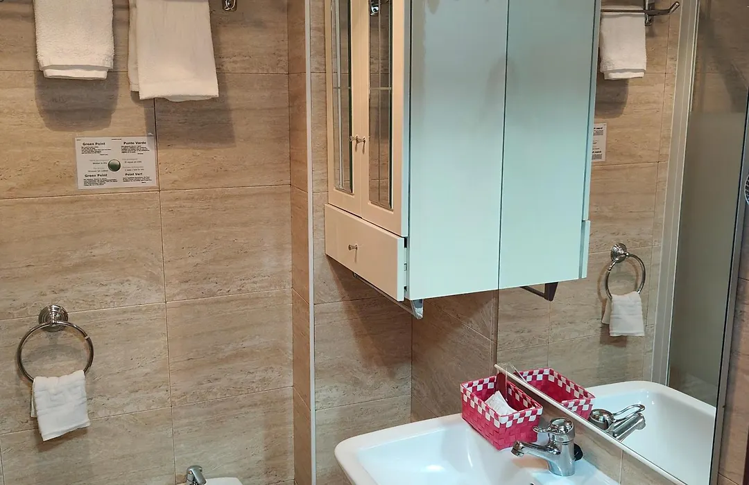 Hostal Adelia-1
