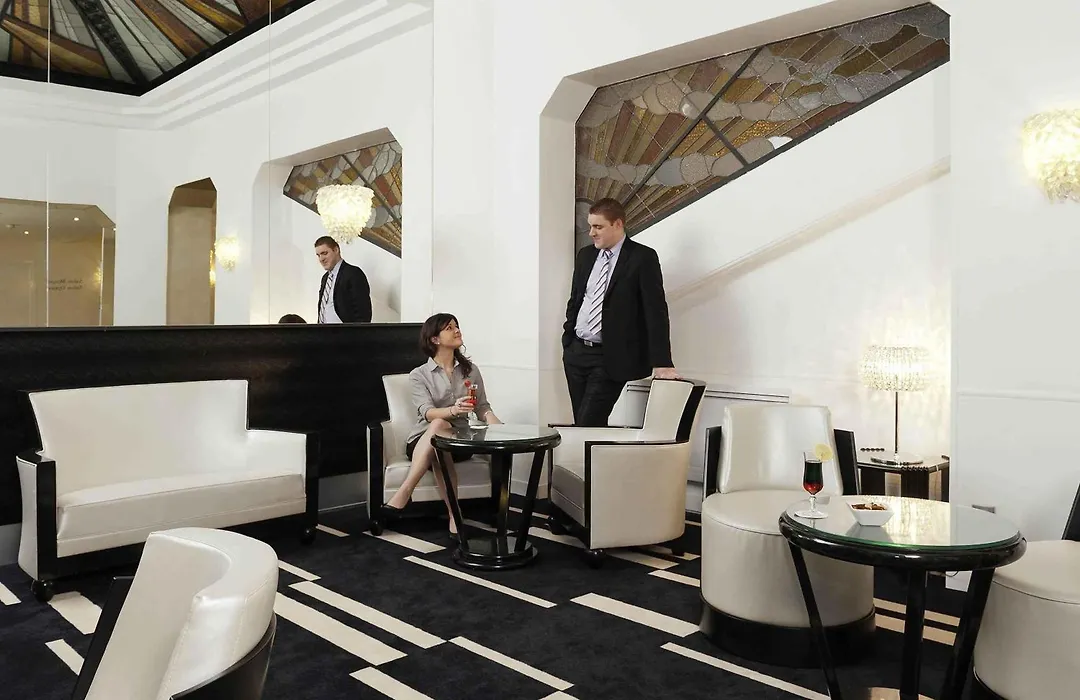 Mercure Paris Opéra Faubourg Montmartre-1