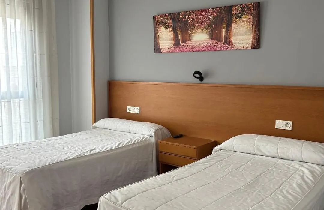 Hostal El Poligono-1