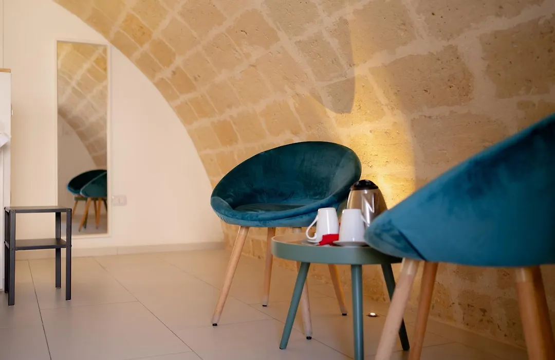 Endea Suite Rooms & Lounge Spa-1
