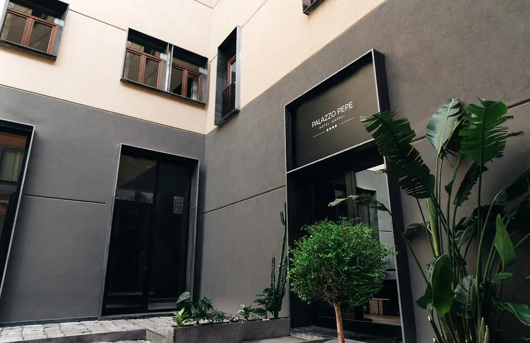 Hotel PALAZZO PEPE-1