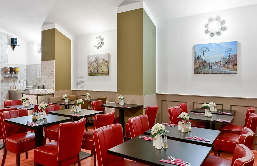 Hotel Malá Strana-1