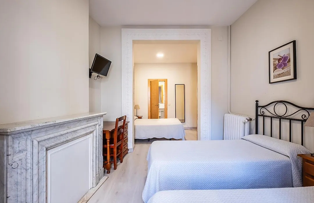 Hostal El Pilar-1