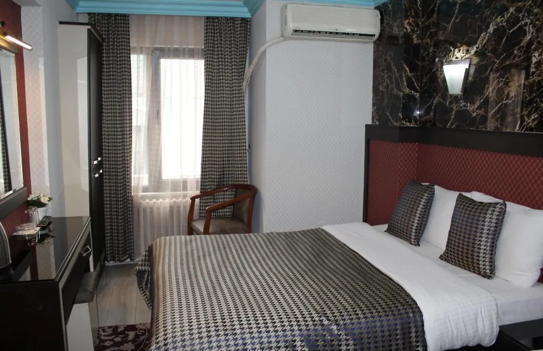 Hotel Falcon-1