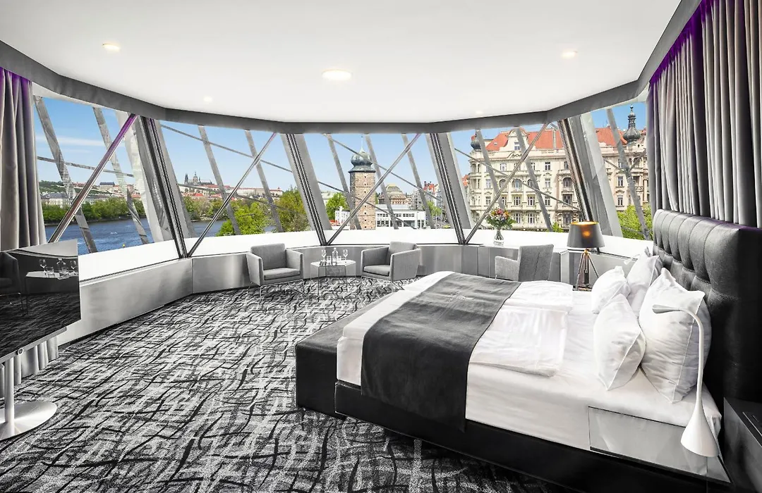 Dancing House Hotel - Tancici Dum-1