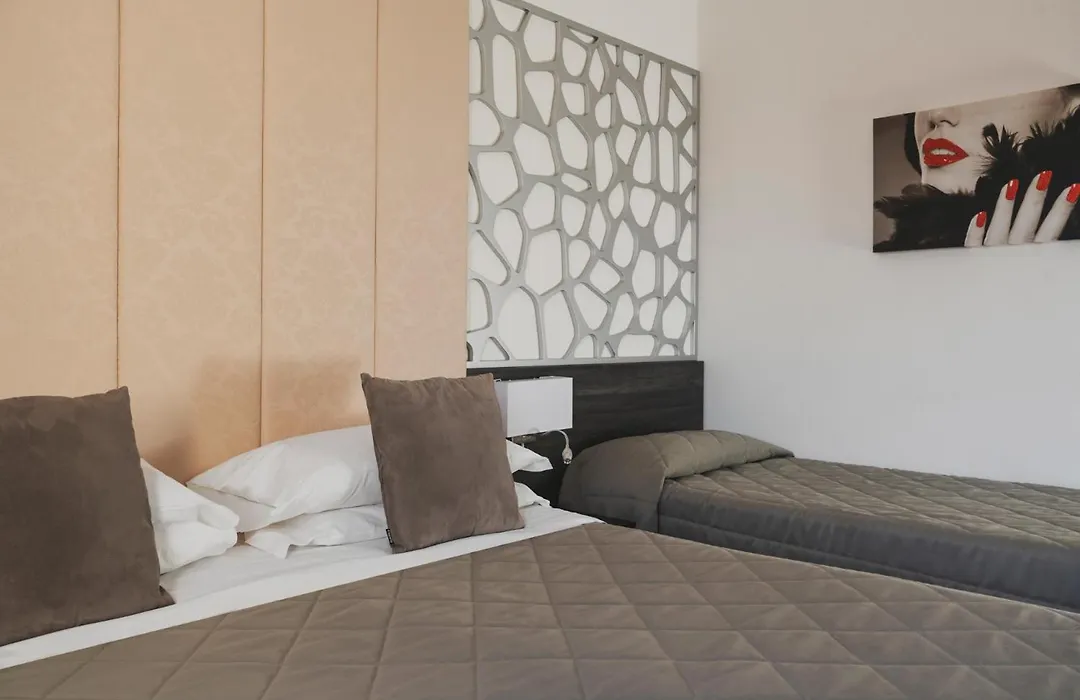 Hotel Re Enzo-1