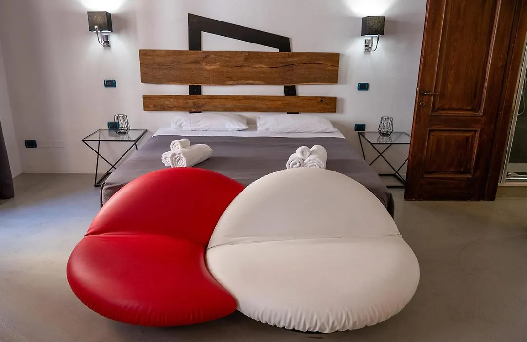 C&O Savoia Deluxe Rooms-1
