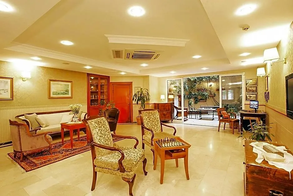 Erguvan Hotel-1