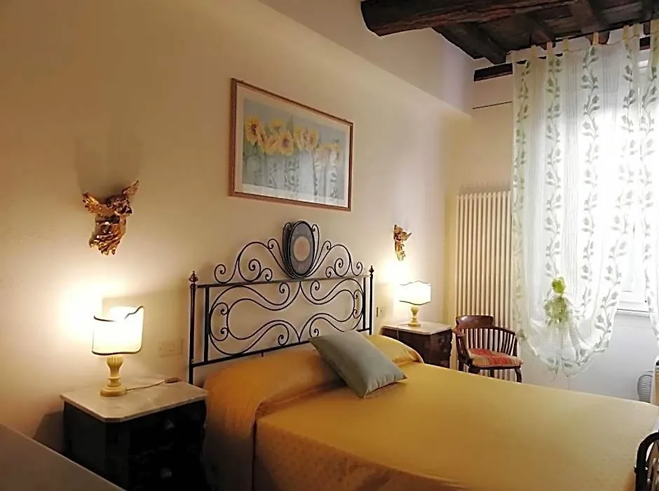 B&B Alle Due Porte-1