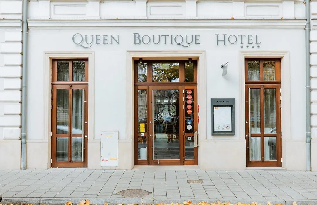 Queen Boutique Hotel-1