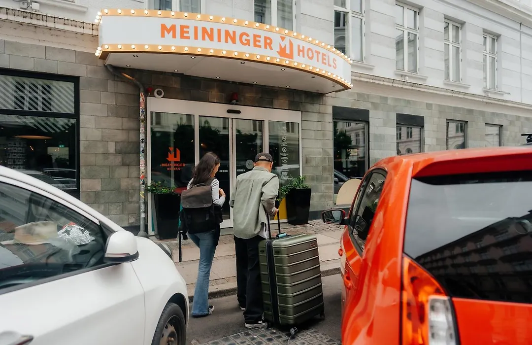 Meininger Hotel Copenhagen-1