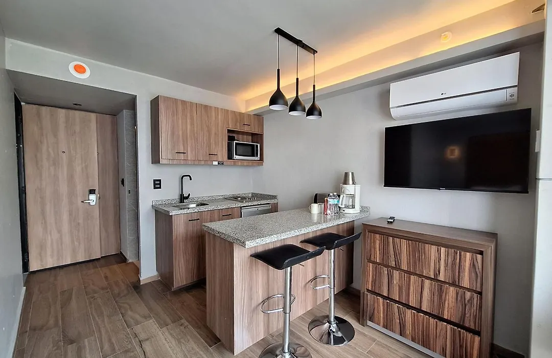 Hotel Block Suites-1
