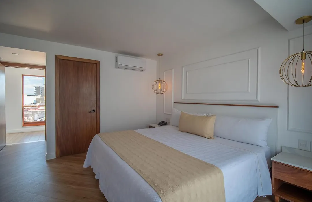 Six Hotel Guadalajara Degollado-1