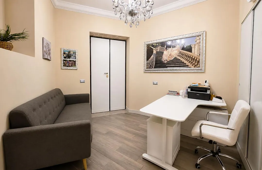 Giulya Guesthouse Hospety Group-1