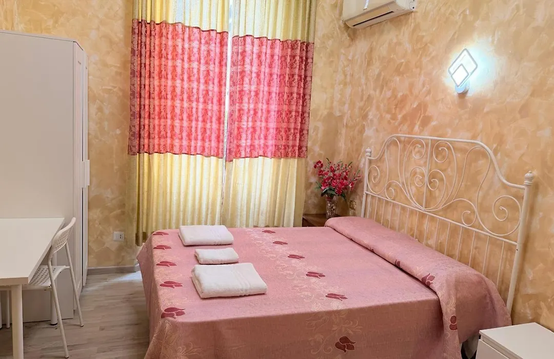 Roma Guest House-1