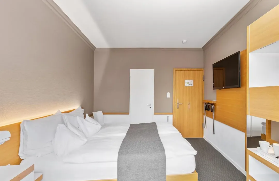 Best Western Plus Hotel Zürcherhof-1