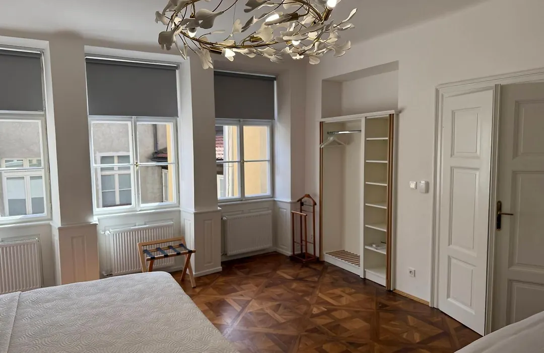 Grand Hotel Praha-1