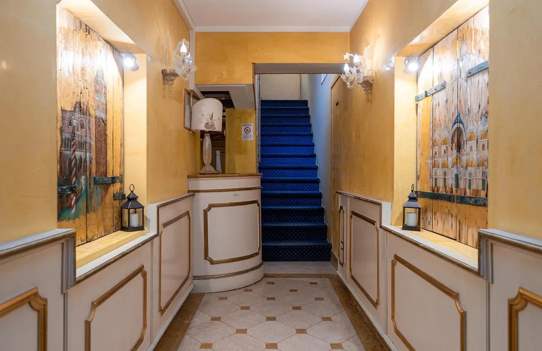 Casa Pisani Canal-1
