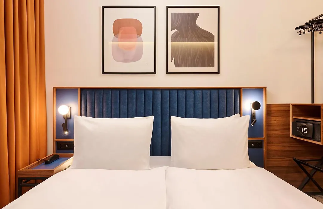 Voco Budapest D8 By Ihg-1