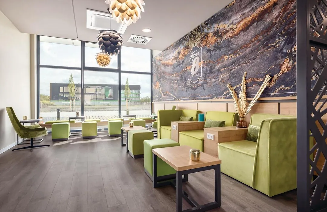 Super 8 By Wyndham Oberhausen Am Centro-1