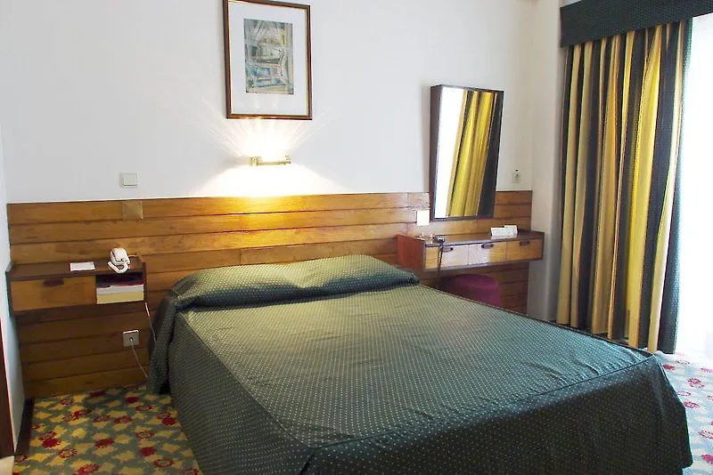 Hotel Jorge V-1
