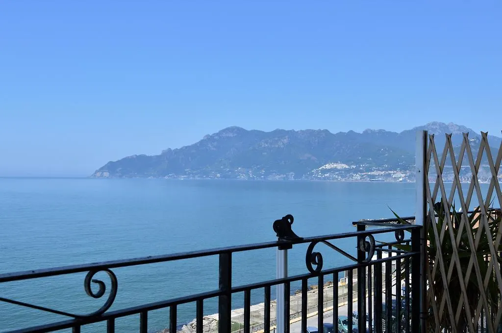 B&B Fronte Del Mare-1