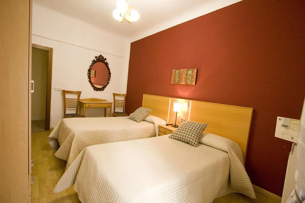 Hostal Trevinca-1
