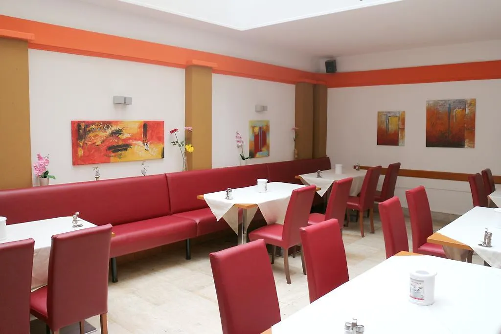 Hotel Carina-1