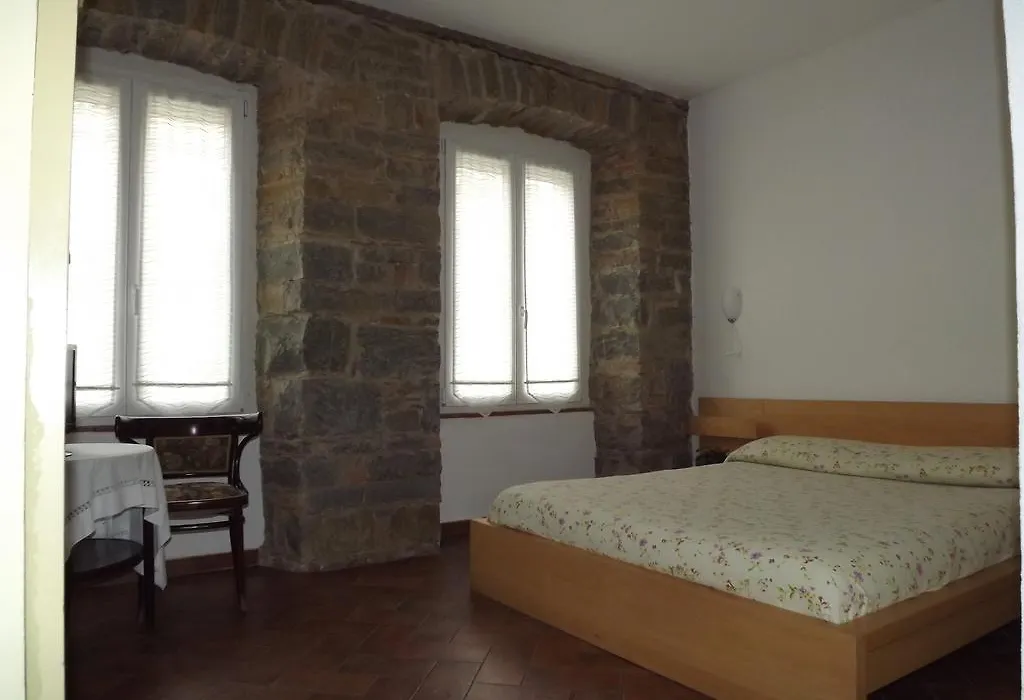 B&B Gens Julia-1