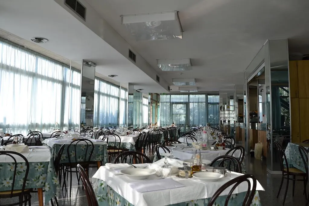 Hotel Elvira-1