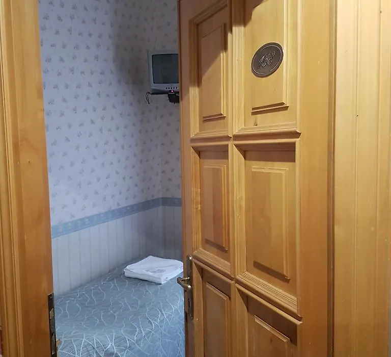 Hotel Orbis-1