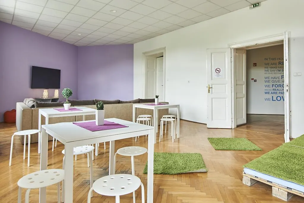 B3 Hostel Budapest-1