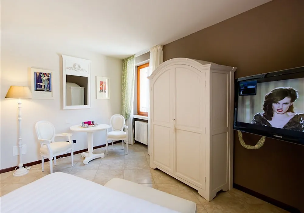 Residenza Giacomo Puccini-1