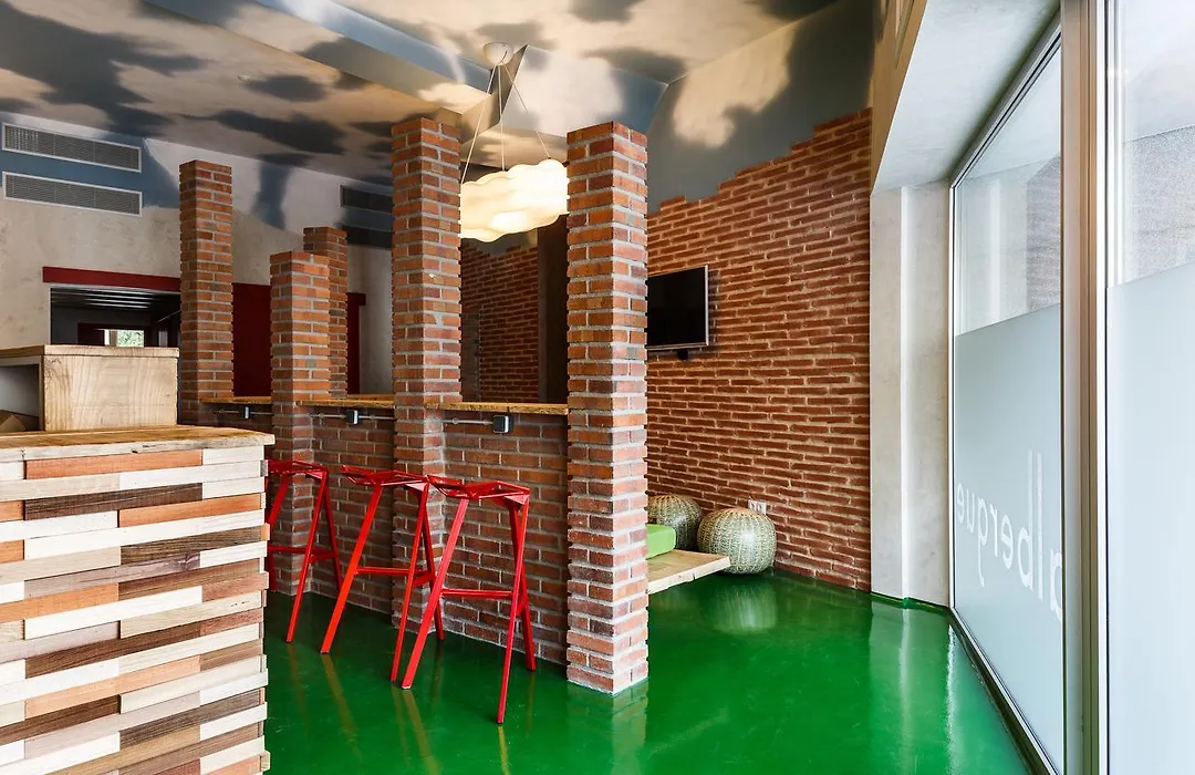 Blanco Albergue-1