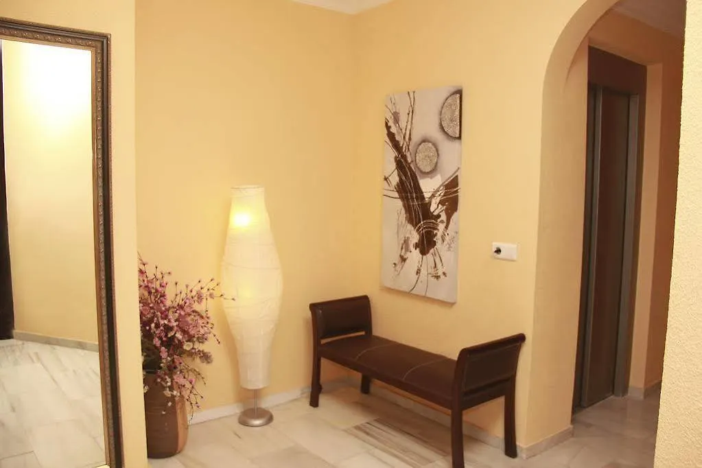 Hostal Tilos-1
