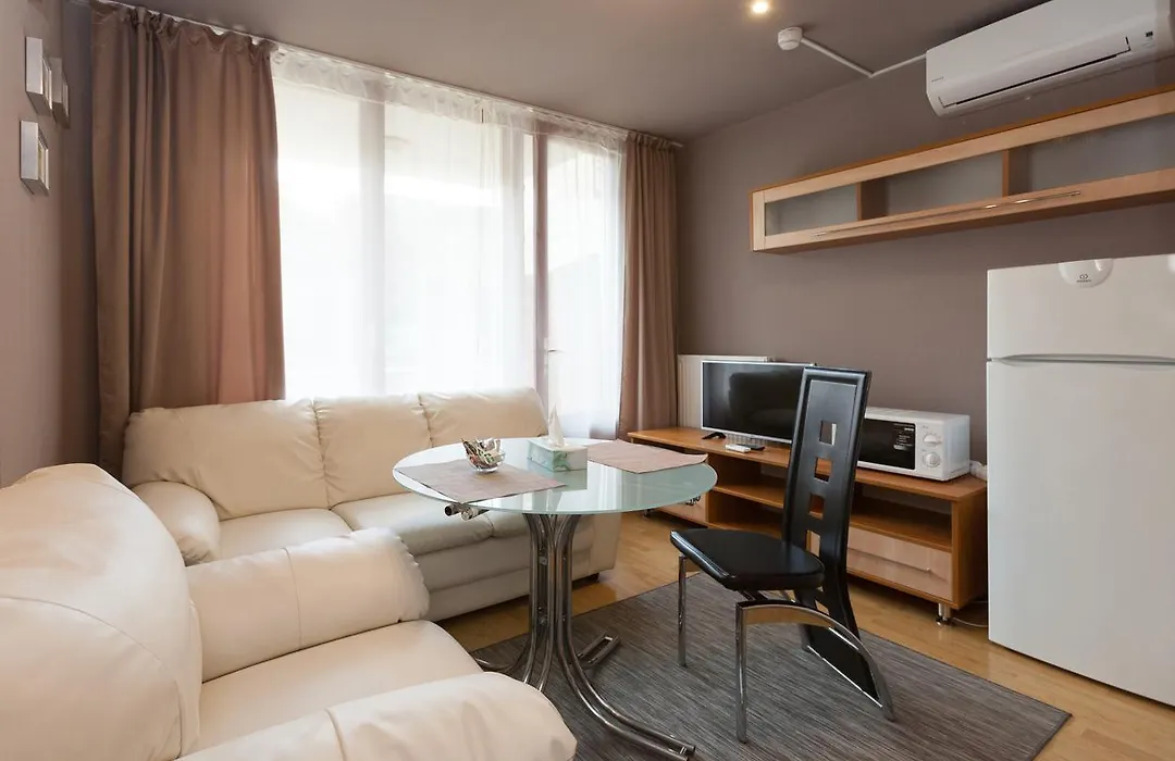 Anva House-1