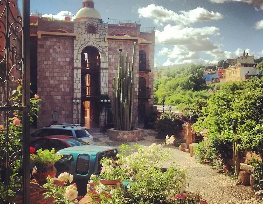 Hotel Un Lugar De La Mancha-1