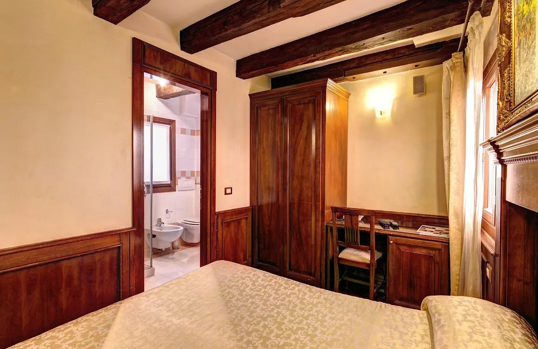 Palazzo La Scala-1