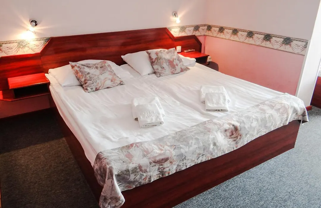 Classic Hotel-1