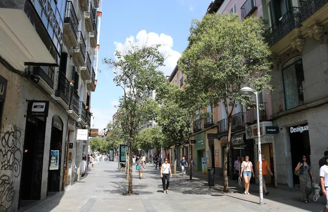 Hostal Abril Madrid-1