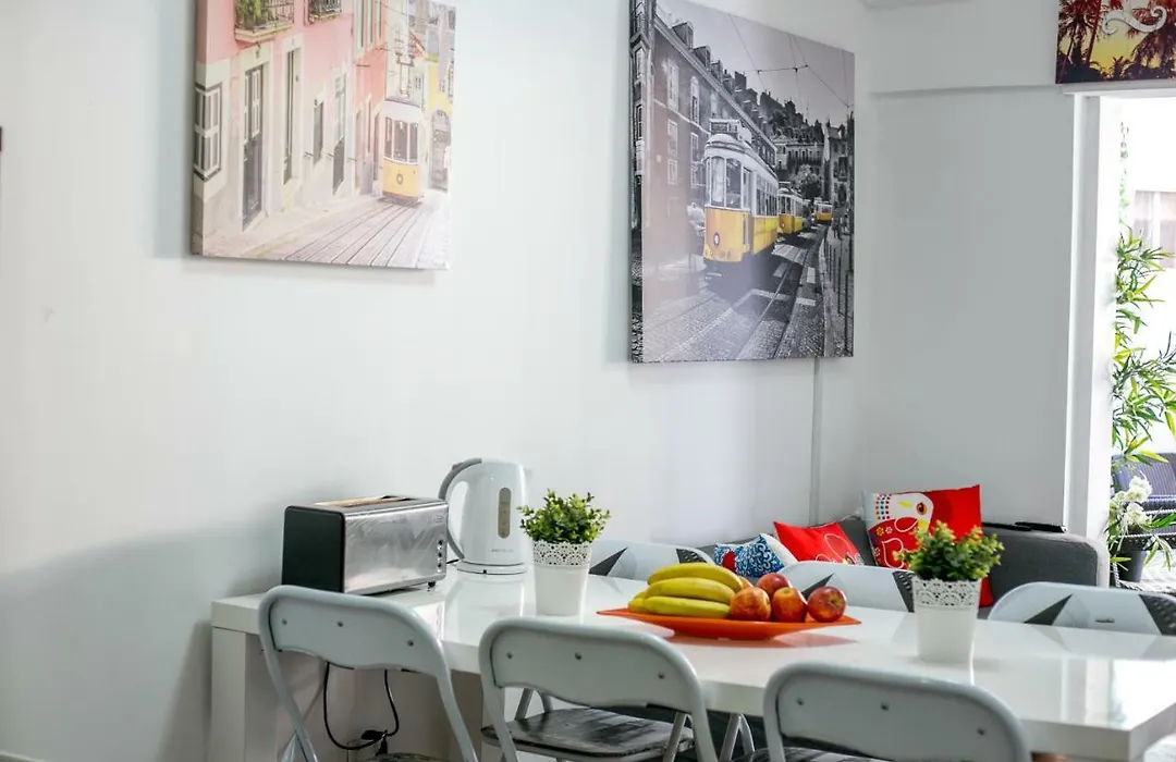 Live Lisboa Hostel-1