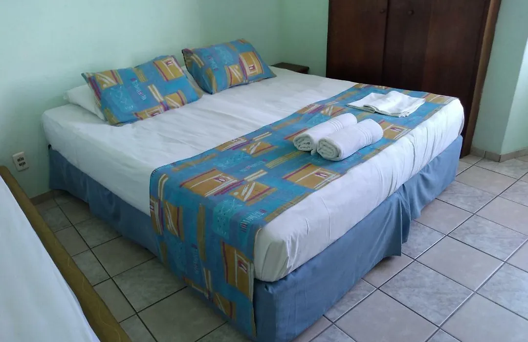 Oyo Hotel Pelourinho-1
